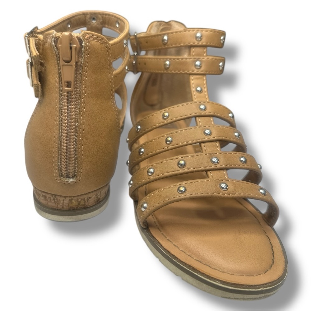 DV Dolce Vita - Girls' Durzy Studded Gladiator Sandals - Size 1 - Picture 4 of 8